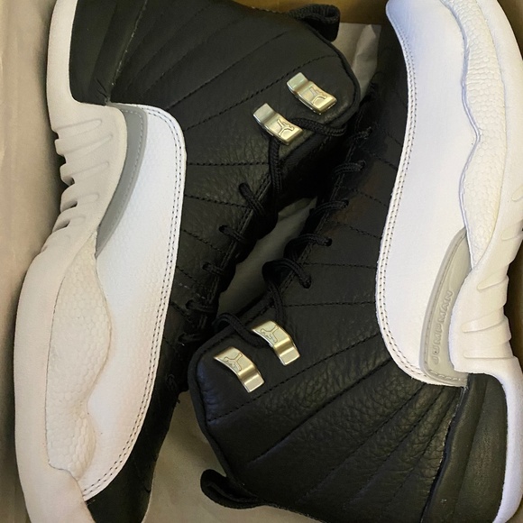 Nike Air Jordans 12’s Retro Playoffs (GS) - Picture 1 of 16